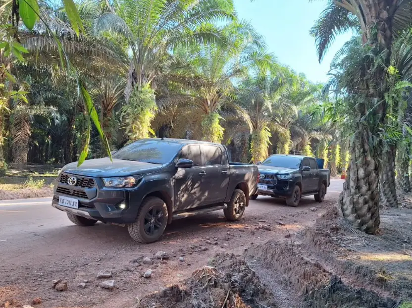 Mobil - 4x4 Double Cabin .3